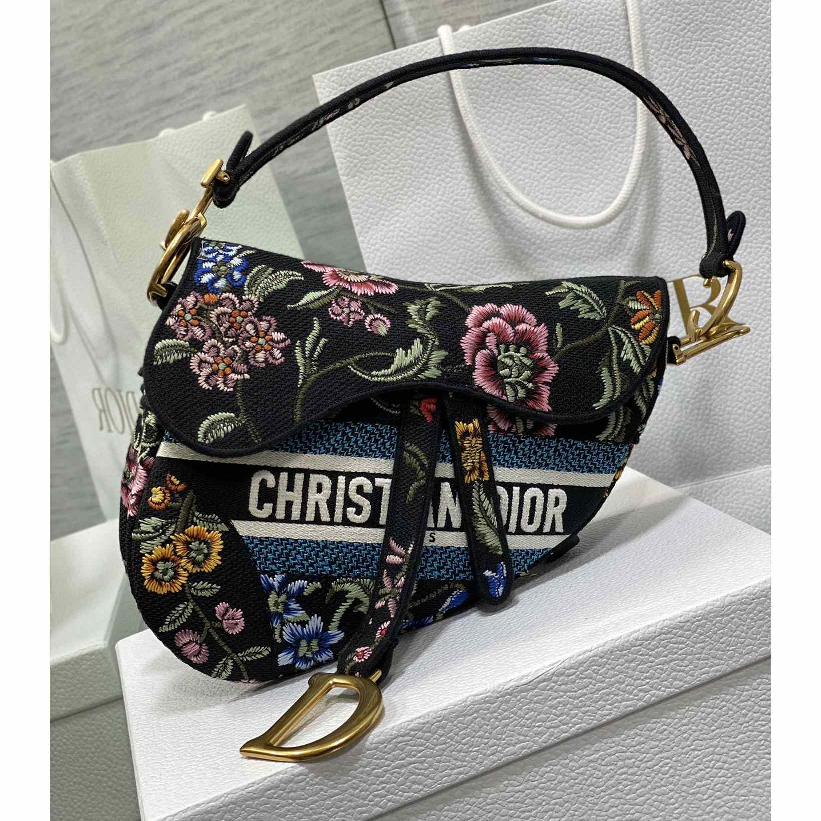 Dior Saddle Bag  - FashionPlug