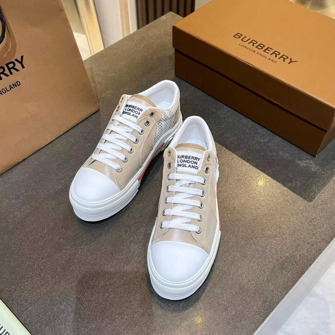 Burberry Low-Top Sneakers - FashionPlug