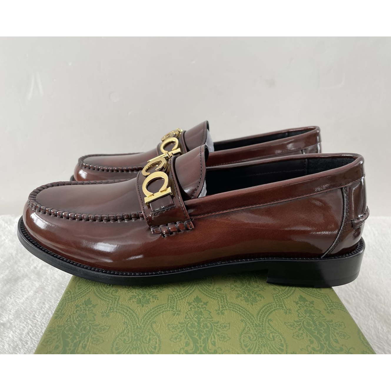 Gucci Loafer - FashionPlug