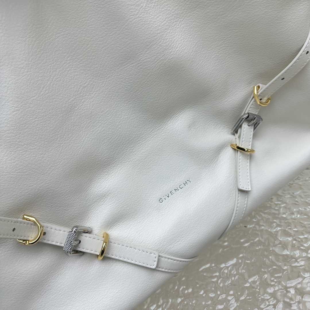 Givenchy Medium Voyou Bag In Leather(32-37-6.5cm) - FashionPlug