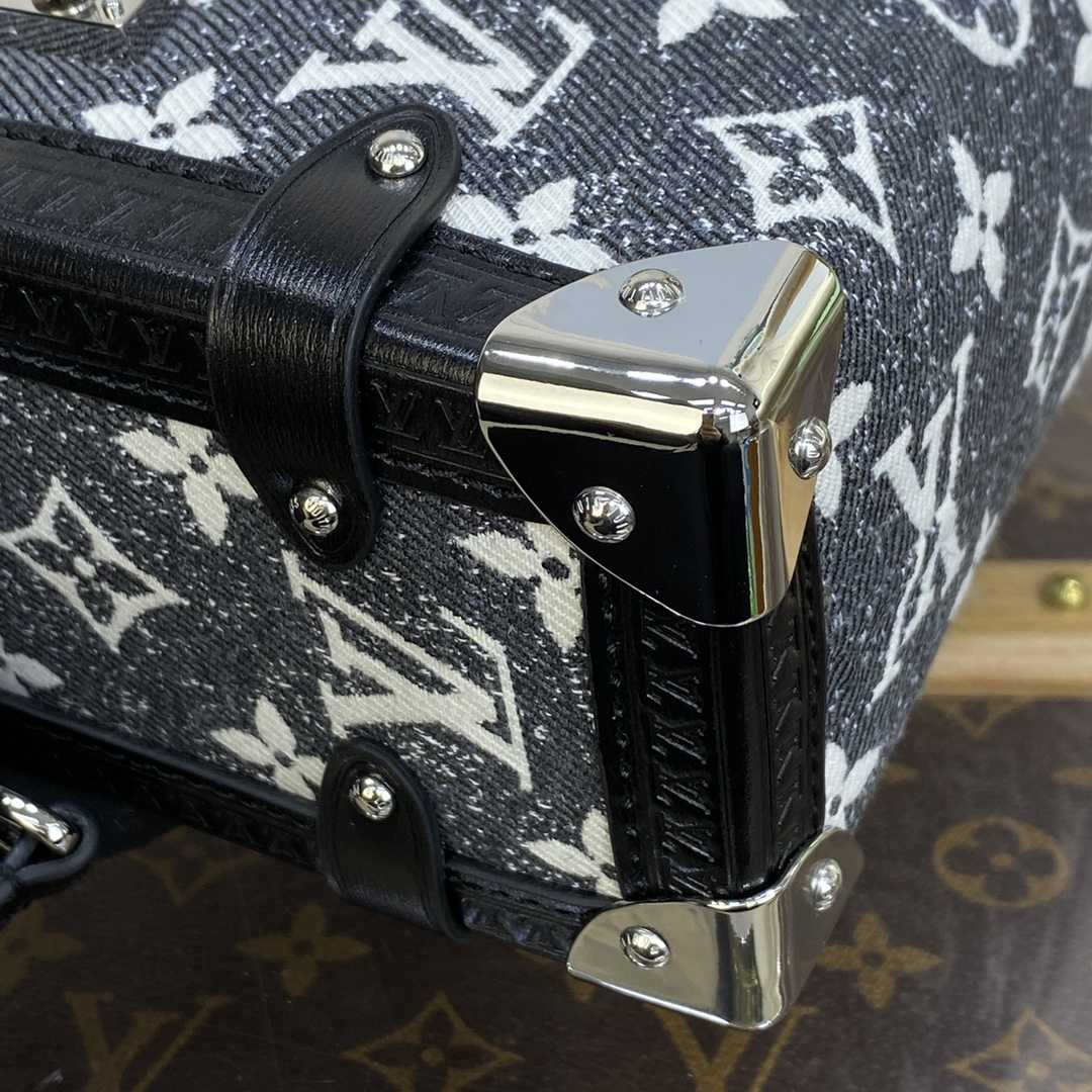 Louis Vuitton Side Trunk (21x14x6cm)  M21460 - FashionPlug