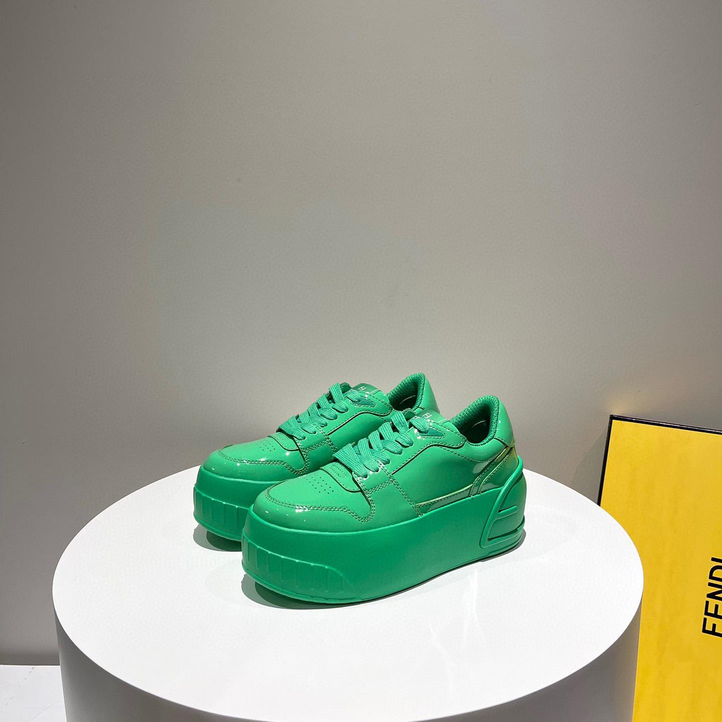 Fendi Fashion Show Green Leather Low-Tops Sneaker  - FashionPlug