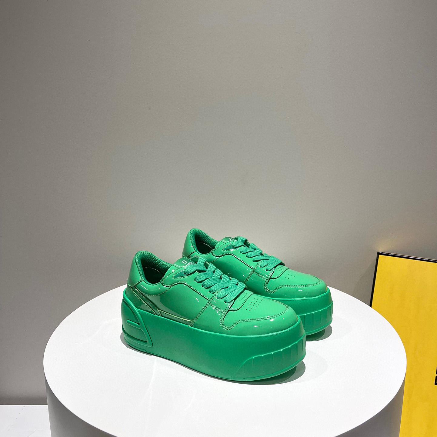 Fendi Fashion Show Green Leather Low-Tops Sneaker  - FashionPlug