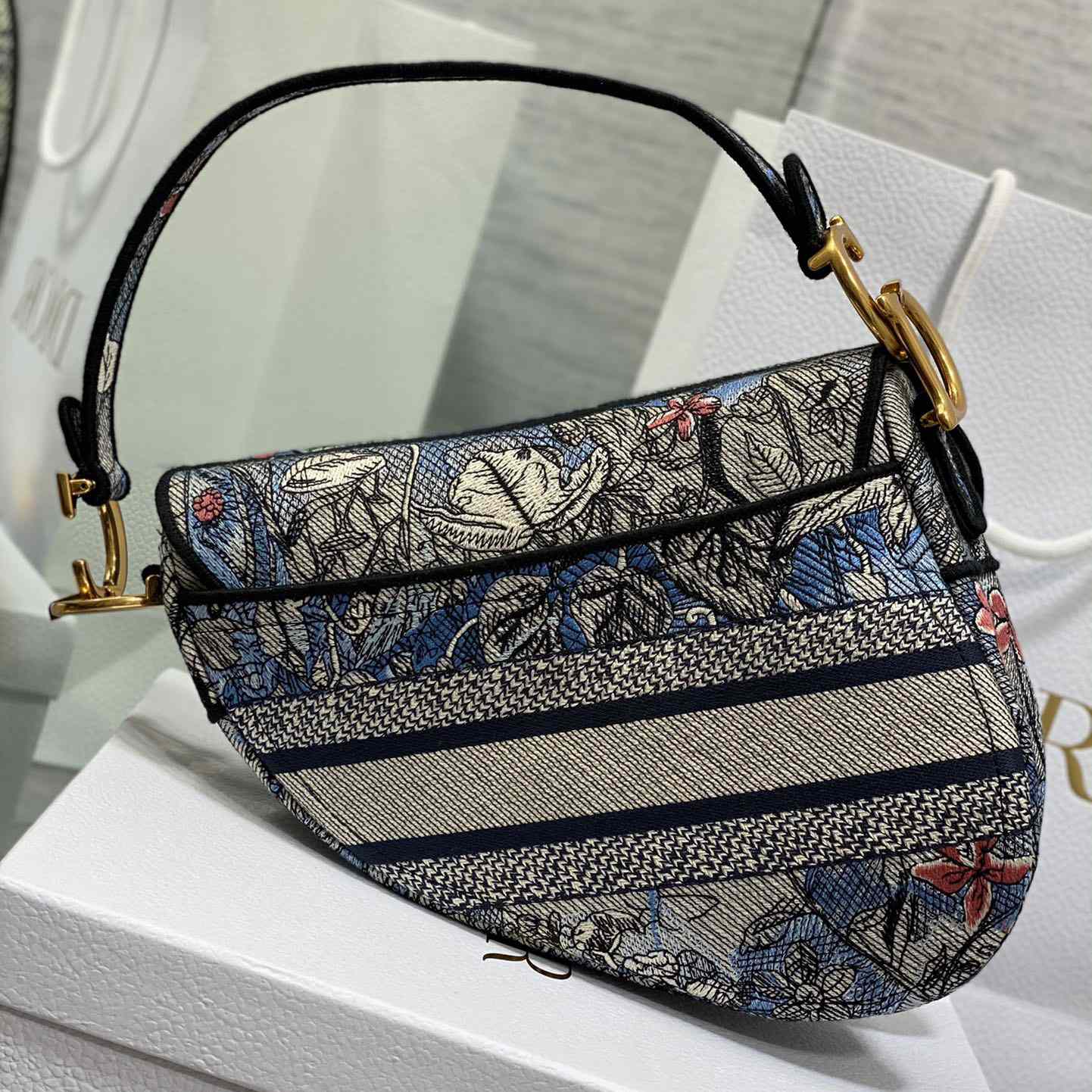 Dior Saddle Bag  - FashionPlug