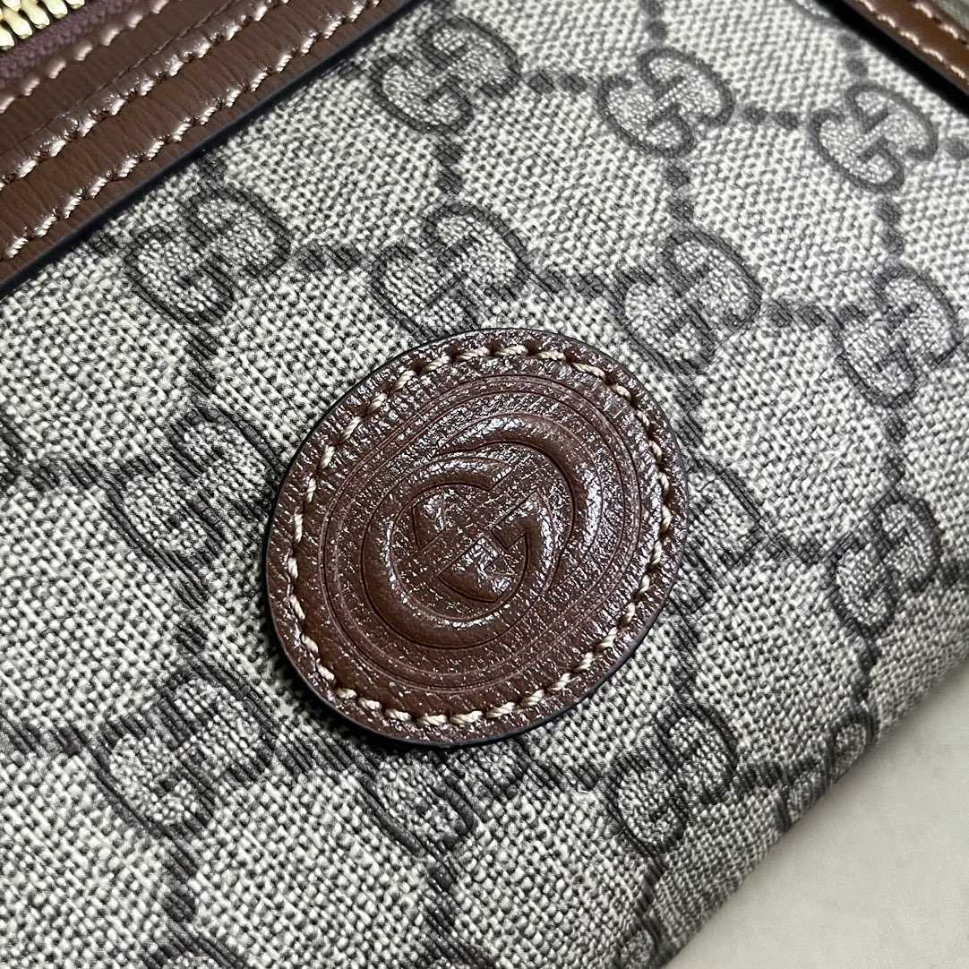 Gucci GG Large Belt Bag  (22-15-4cm) - FashionPlug