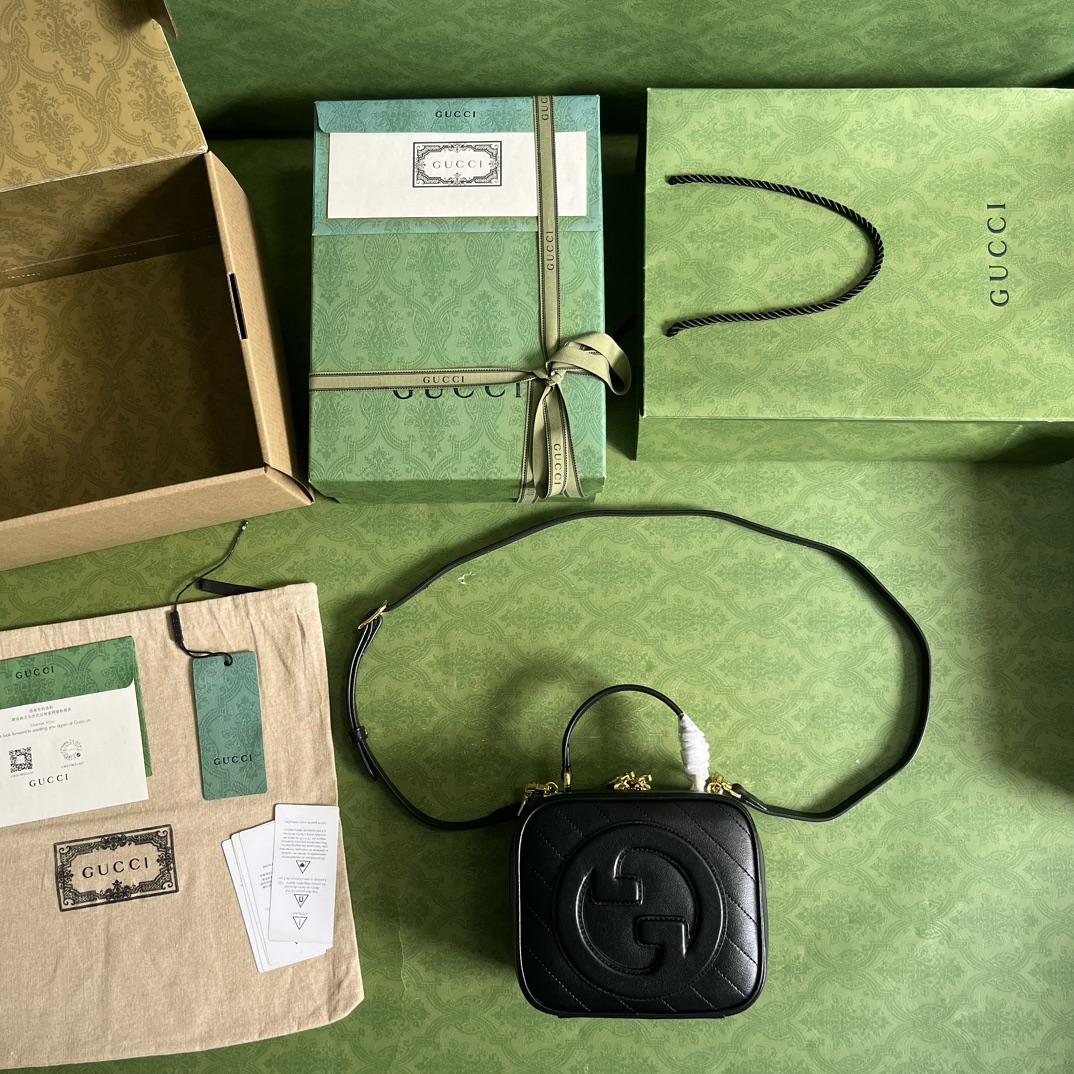 Gucci Blondie Top Handle Bag (17-15-9cm) - FashionPlug