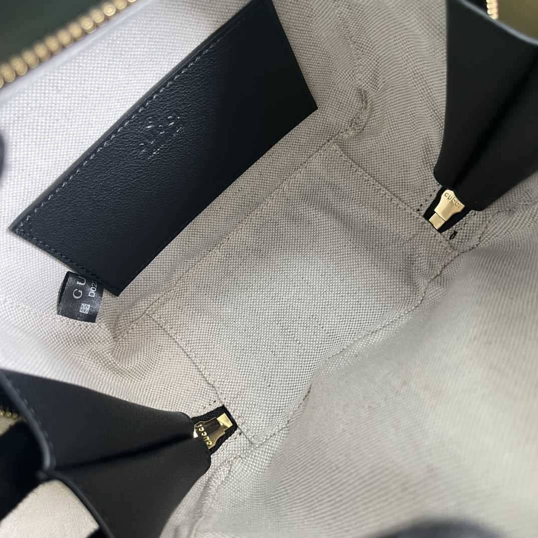 Gucci Blondie Top Handle Bag (17-15-9cm) - FashionPlug