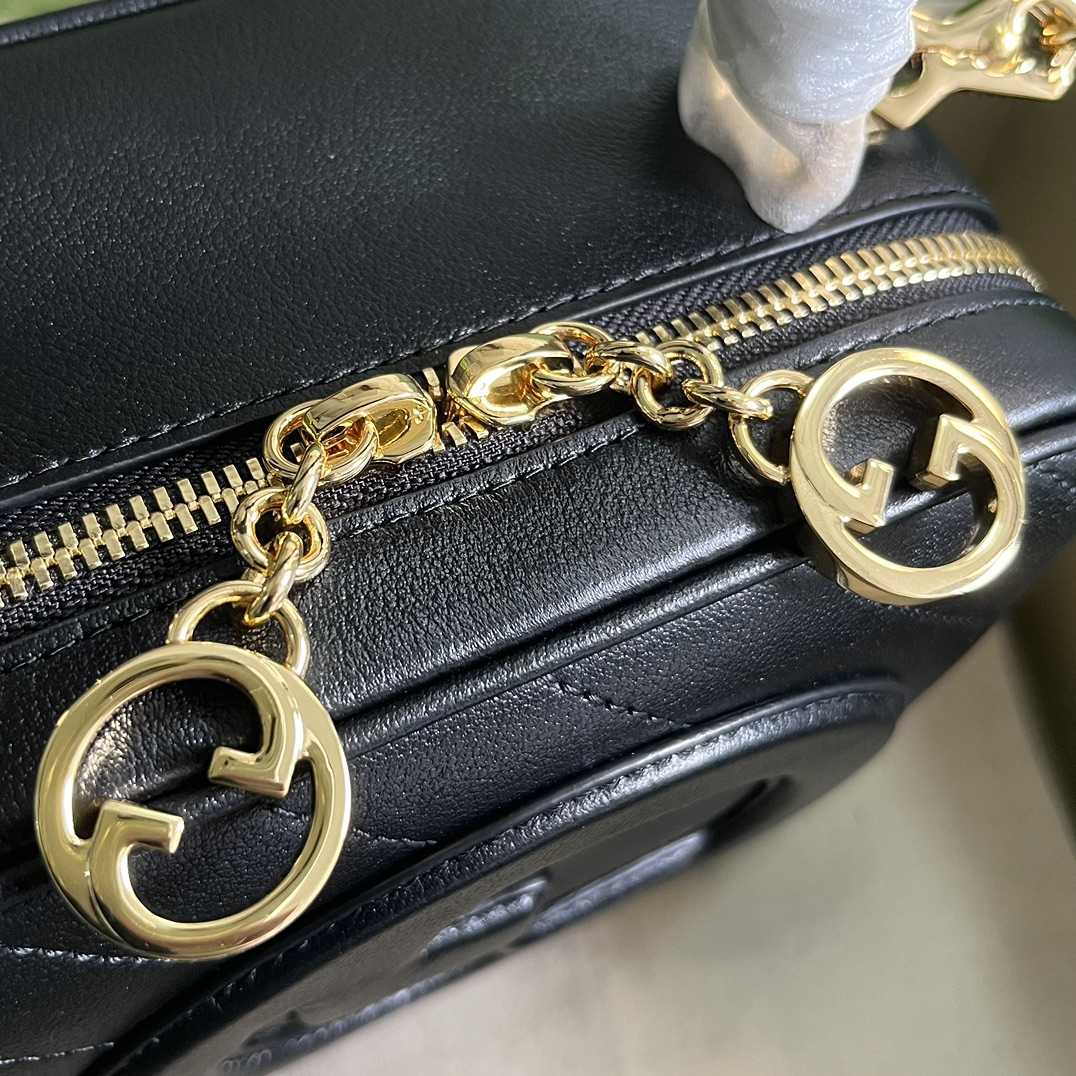 Gucci Blondie Top Handle Bag (17-15-9cm) - FashionPlug