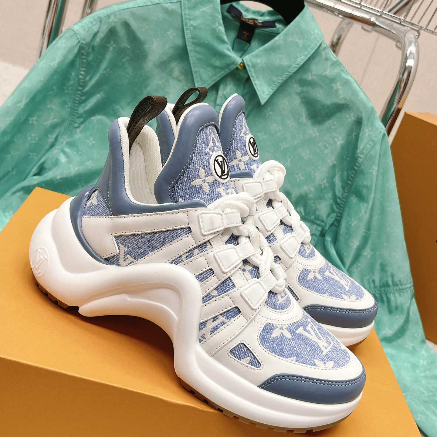 Louis Vuitton LV Archlight Trainers  (upon uk size)    1AB30Q - FashionPlug