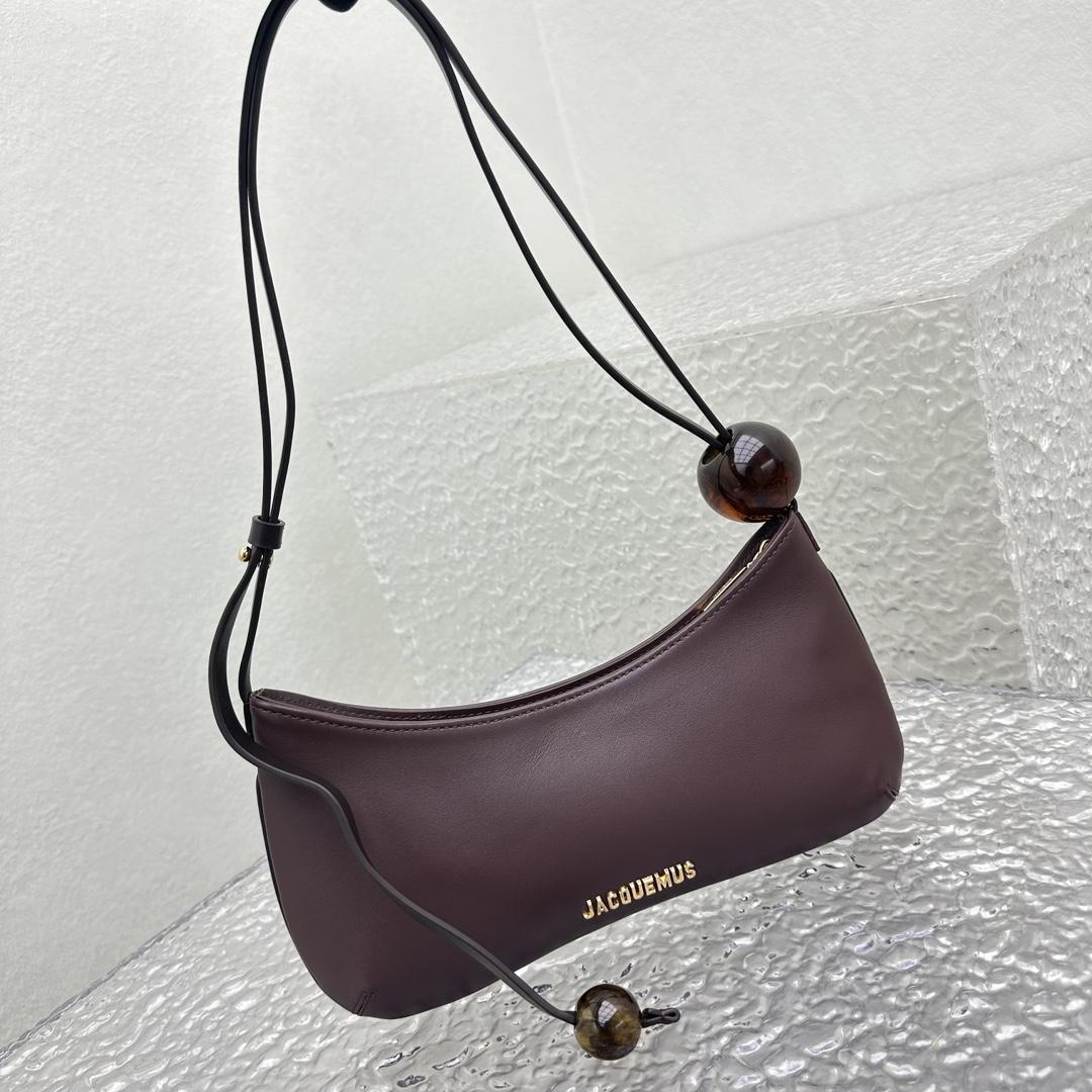Jacquemus Le Bisou Perle Beaded Shoulder Bag - FashionPlug
