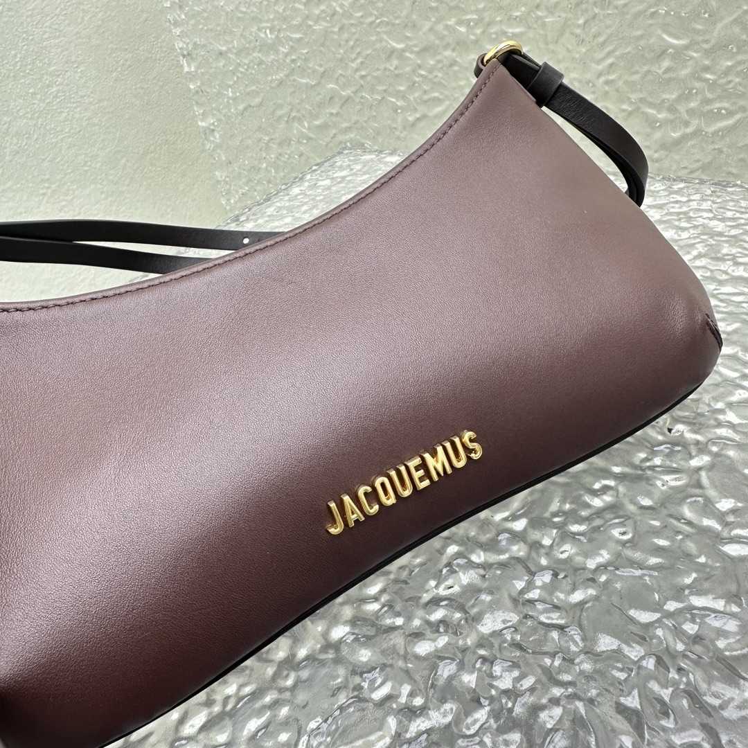Jacquemus Le Bisou Perle Beaded Shoulder Bag - FashionPlug