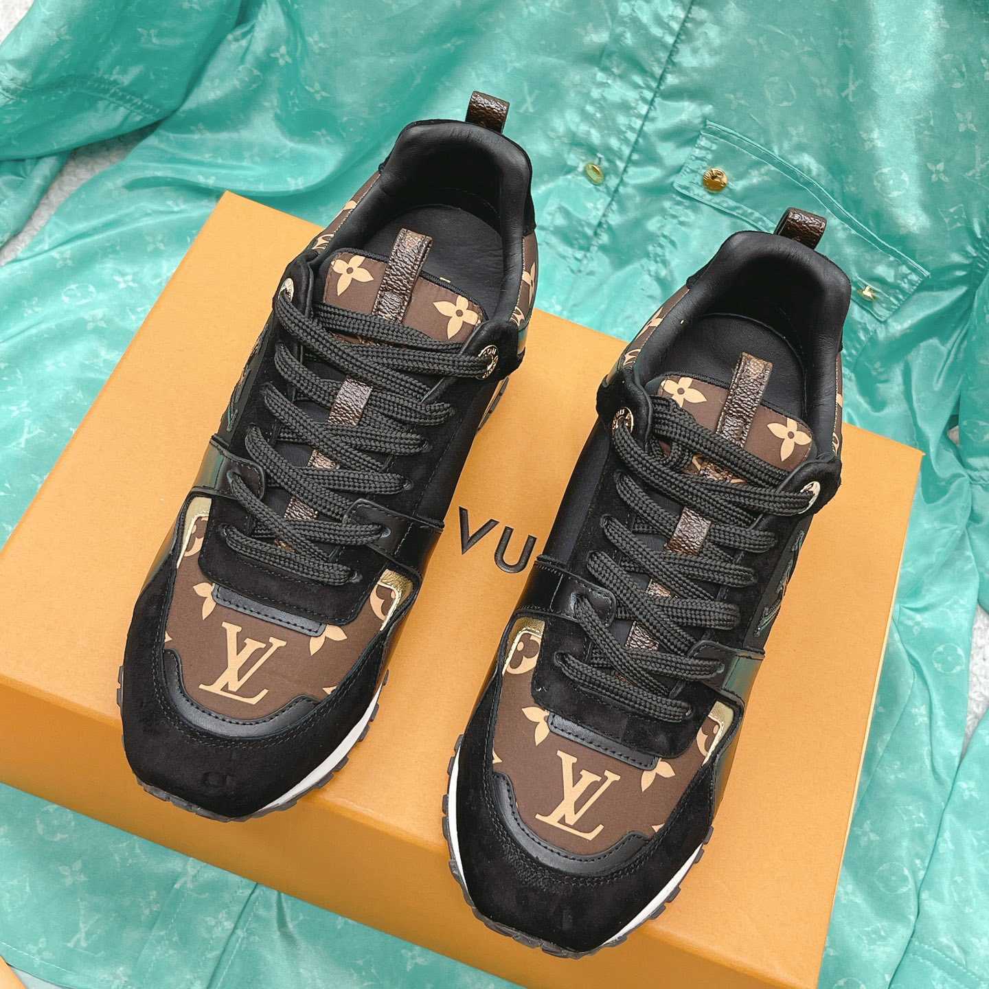 Louis Vuitton Run Away Sneaker   (upon uk size)  1AAP3D - FashionPlug