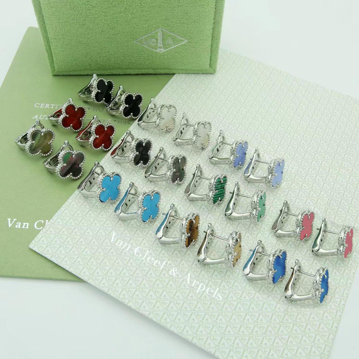Van Cleef & Arpels Earrings - FashionPlug