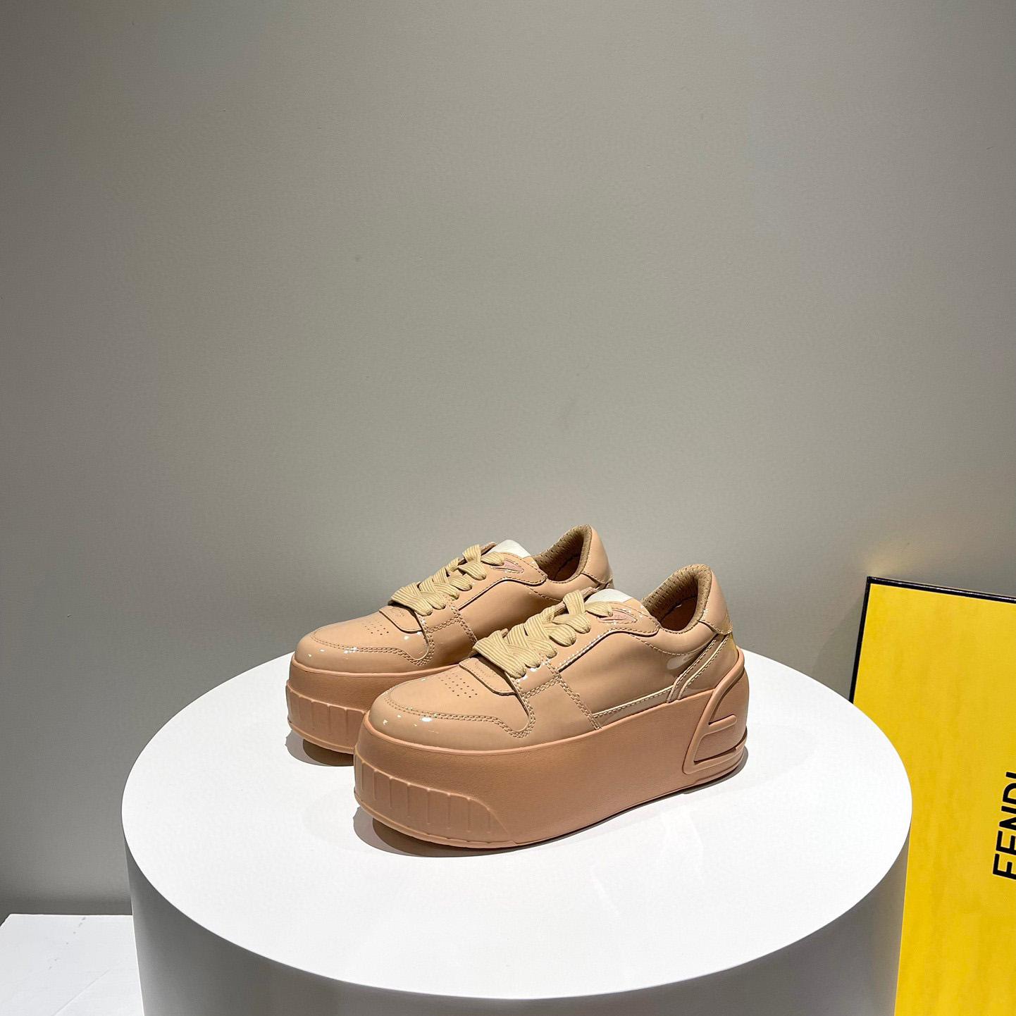 Fendi Fashion Show Beige Leather Low-Tops Sneaker  - FashionPlug