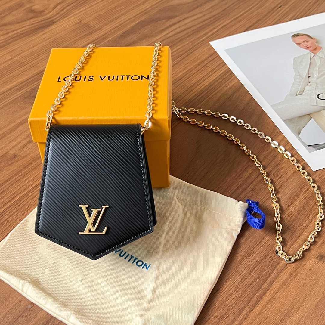 Louis Vuitton Key Bell XL   M22368 - FashionPlug