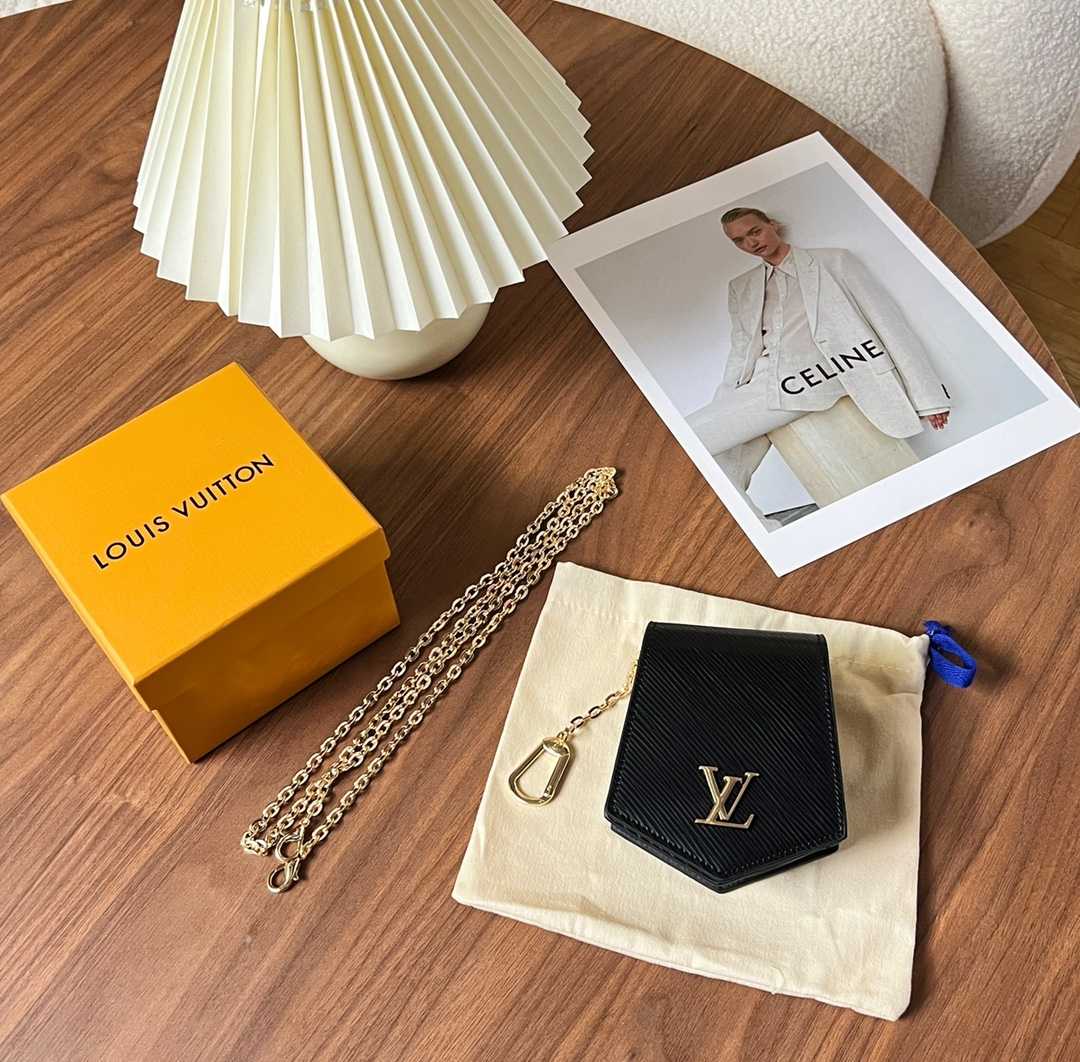 Louis Vuitton Key Bell XL   M22368 - FashionPlug