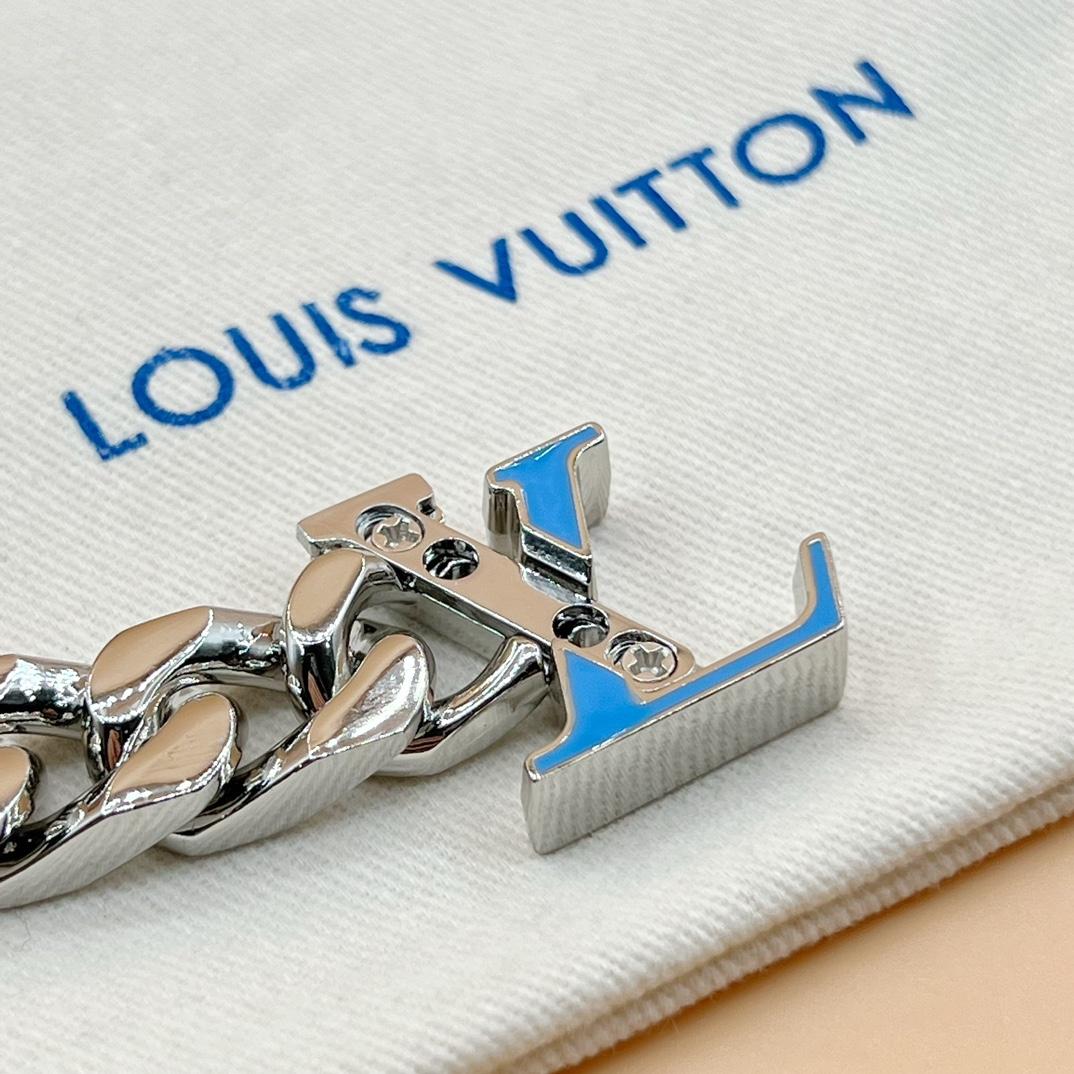 Louis Vuitton LV Chain Bracelet   M0919L - FashionPlug