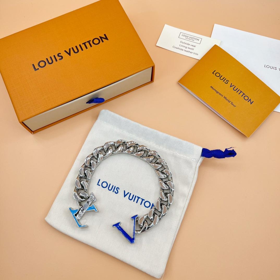 Louis Vuitton LV Chain Bracelet   M0919L - FashionPlug
