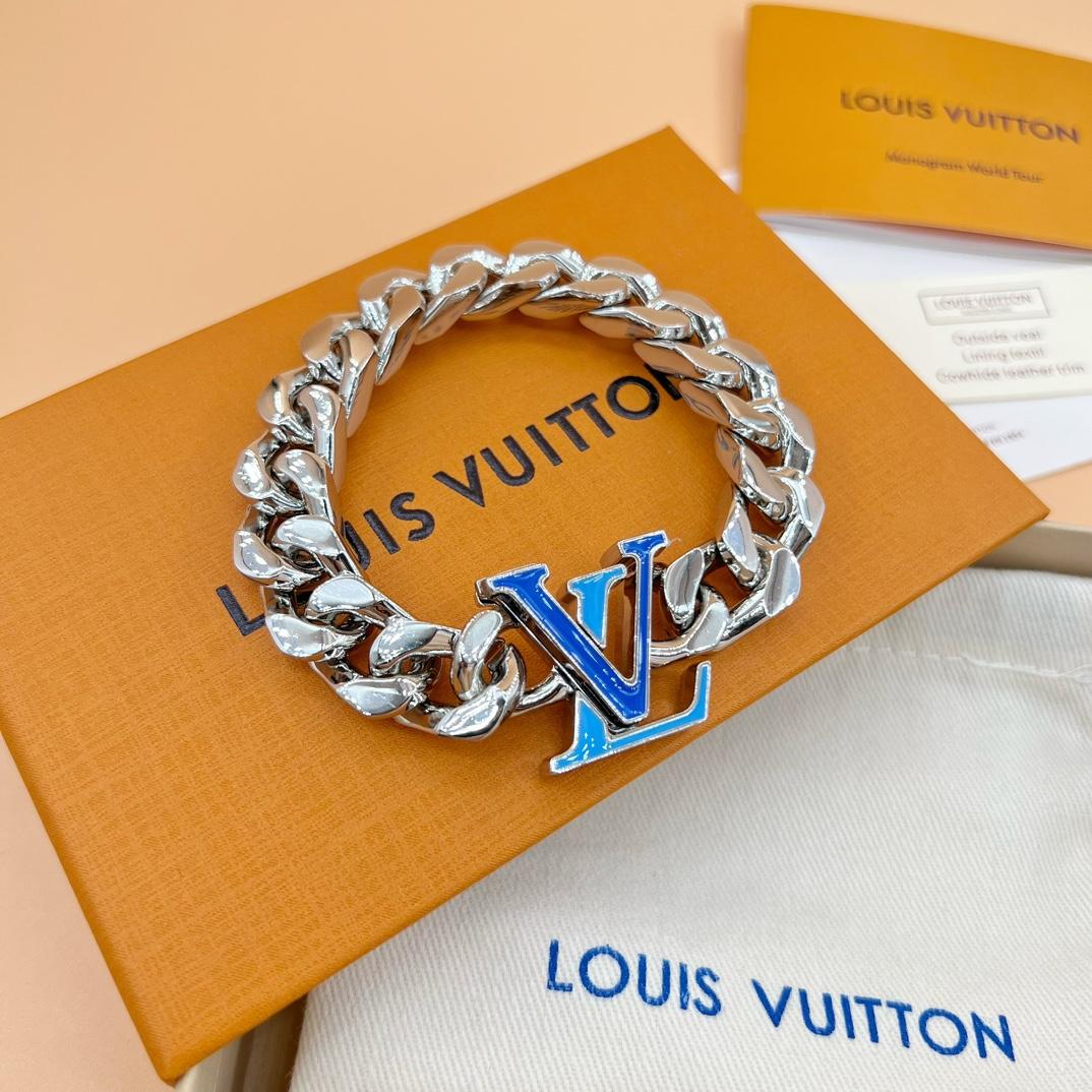 Louis Vuitton LV Chain Bracelet   M0919L - FashionPlug