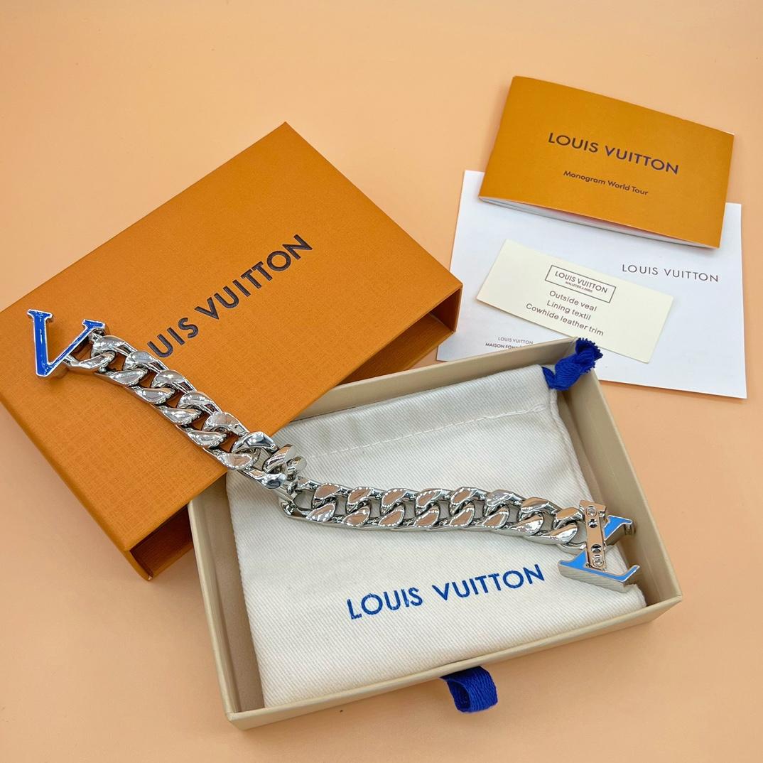 Louis Vuitton LV Chain Bracelet   M0919L - FashionPlug