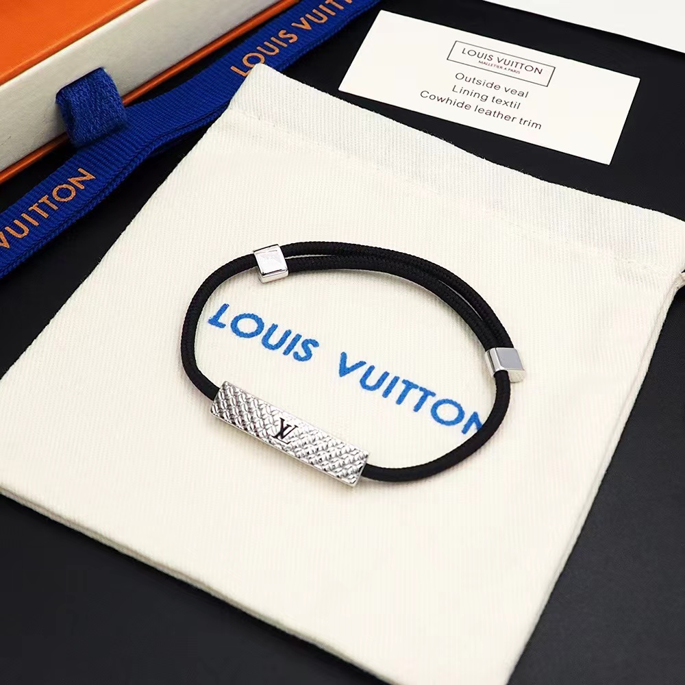 Louis Vuitton Champs Elysées Bracelet   M8115Z - FashionPlug