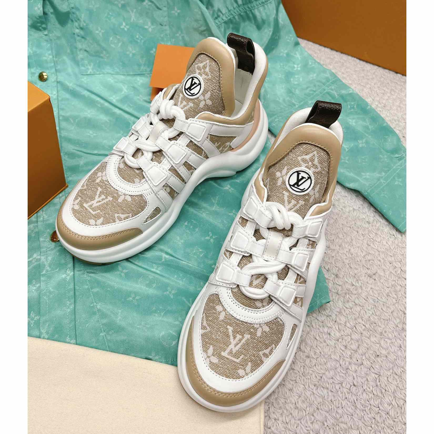 Louis Vuitton LV Archlight Trainers  (upon uk size)    1AB313 - FashionPlug