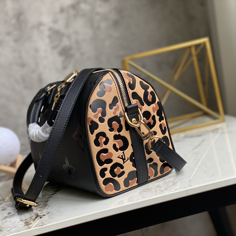 Louis Vuitton Speedy Bandouliere 25  - FashionPlug