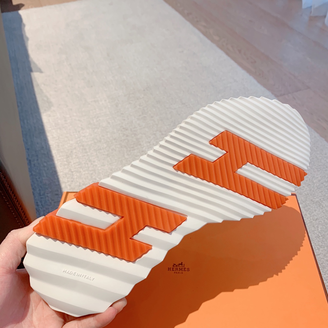 Hermes Bouncing Sneaker  - FashionPlug