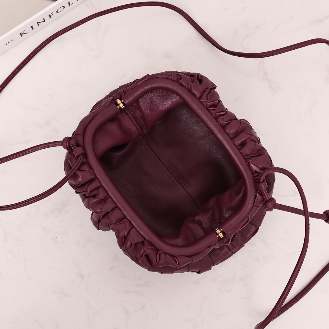 Bottega Veneta Mini Pouch - FashionPlug