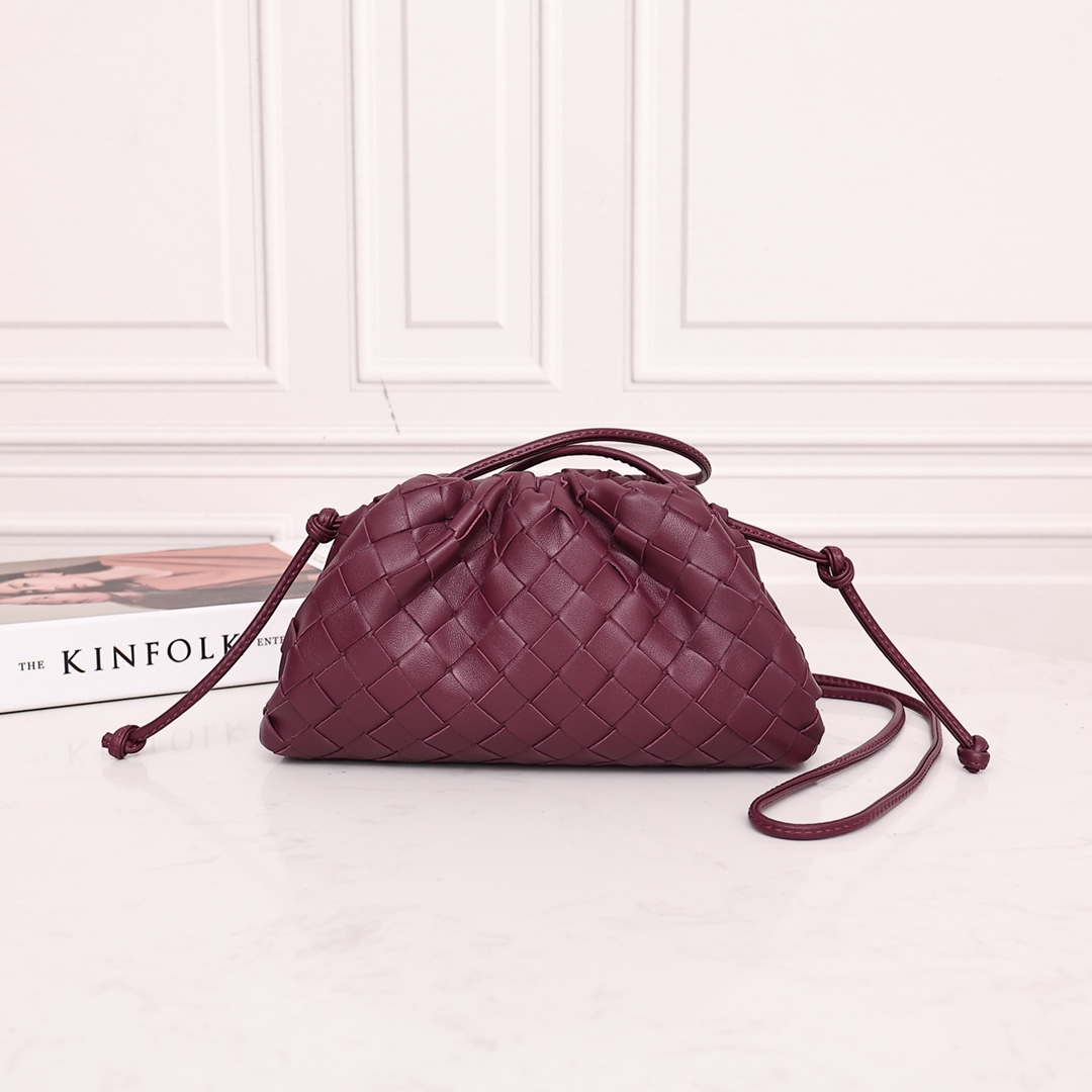 Bottega Veneta Mini Pouch - FashionPlug