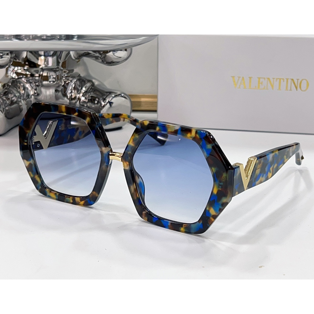 Valenti  VLOGO Hexagonal Oversized-frame Sunglasses  VA4053 - FashionPlug