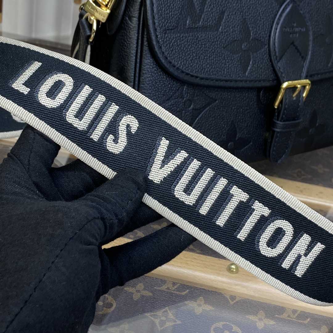 Louis Vuitton Diane (23 x 16 x 8.5cm)  M46386 - FashionPlug