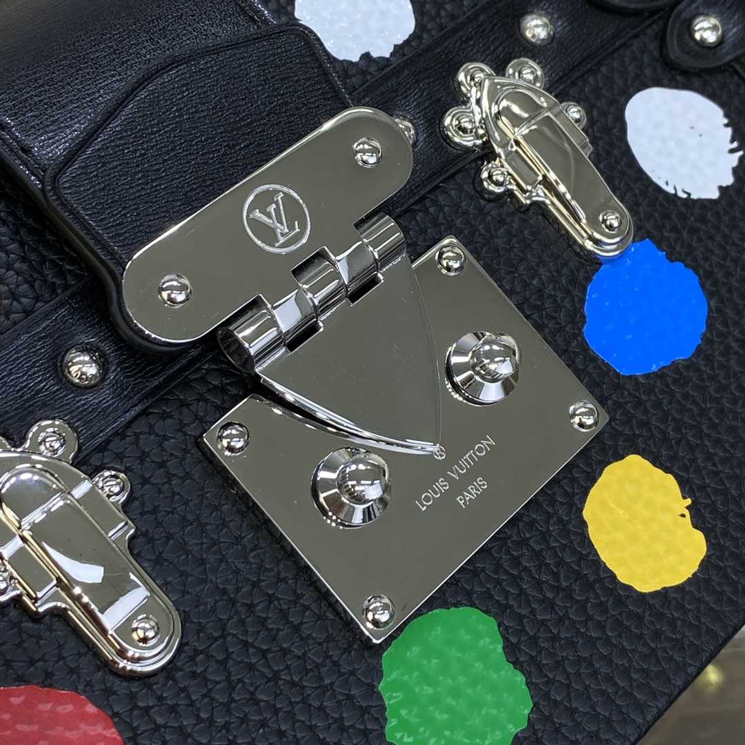 Louis Vuitton LV x YK Petite Malle (19.5*5*12.5CM)   M21621 - FashionPlug