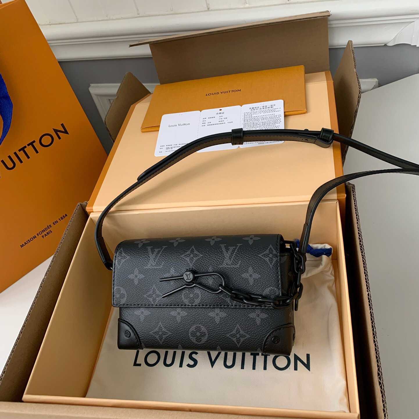 Louis Vuitton Steamer Wearable Wallet   M81783 - FashionPlug