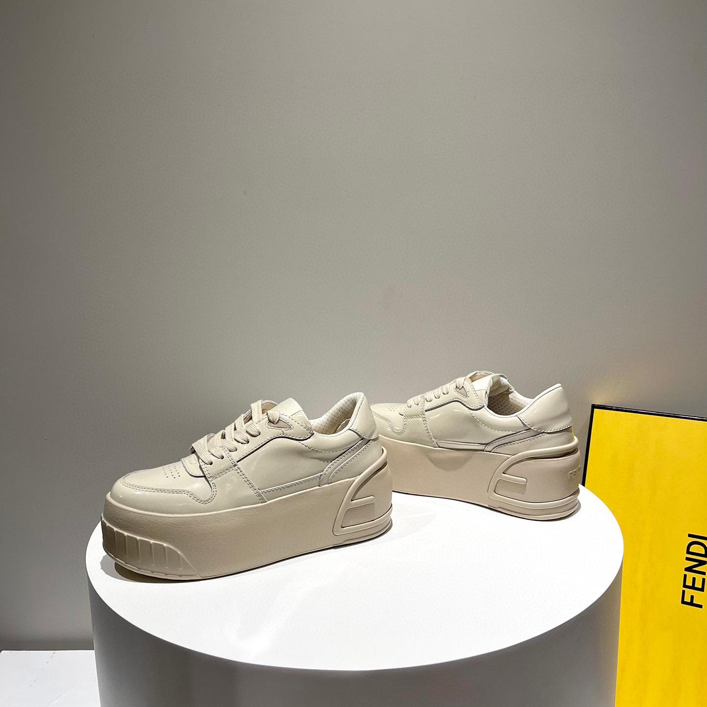 Fendi Fashion Show Beige Leather Low-Tops Sneaker  - FashionPlug