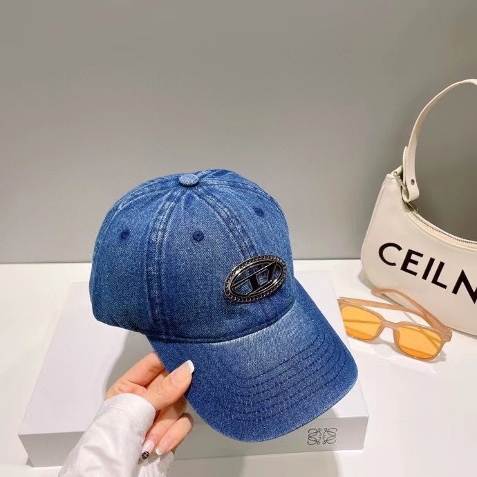 Diesel Baseball Cap - FashionPlug