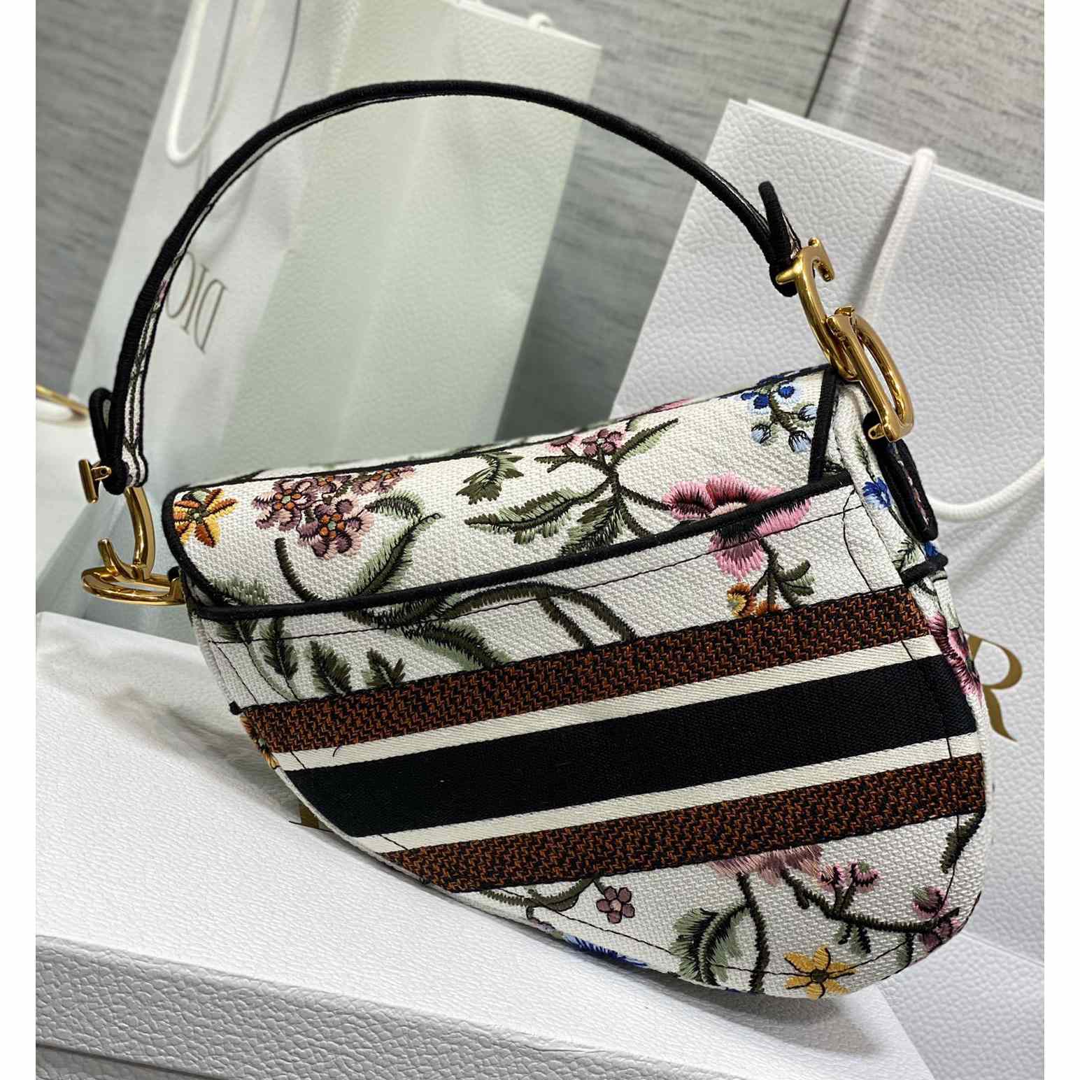 Dior Saddle Bag  - FashionPlug