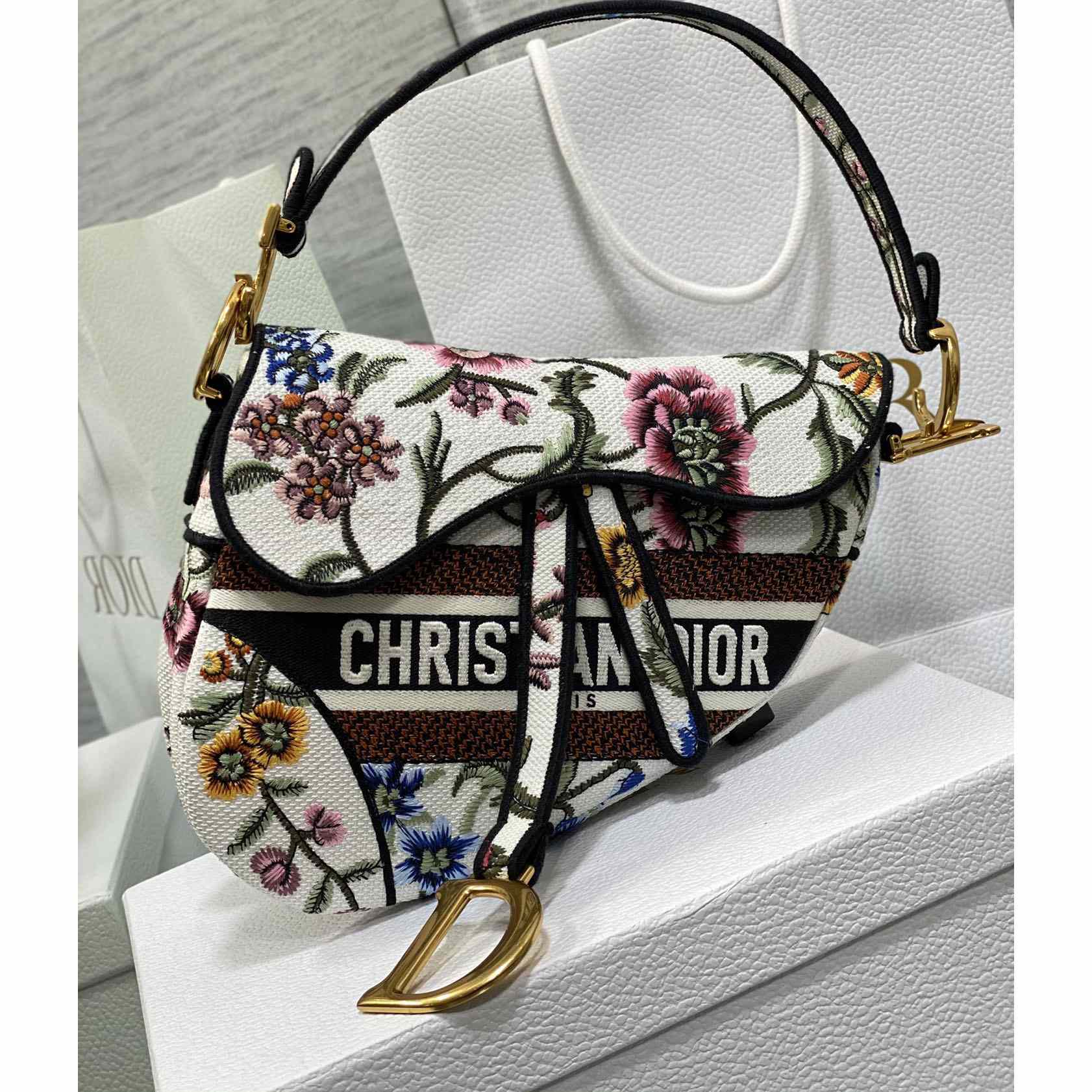 Dior Saddle Bag  - FashionPlug