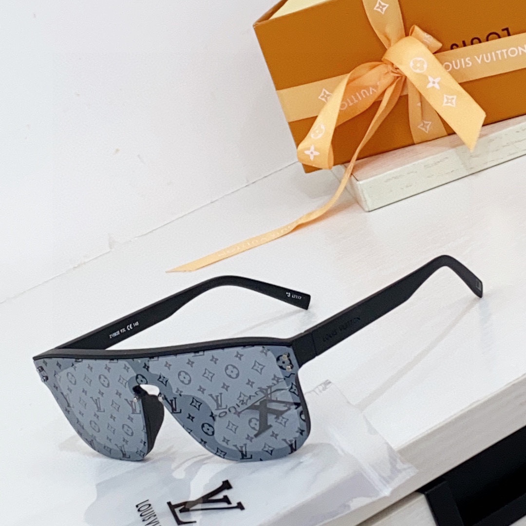 Louis Vuitton LV Waimea Sunglasses   Z1082 - FashionPlug