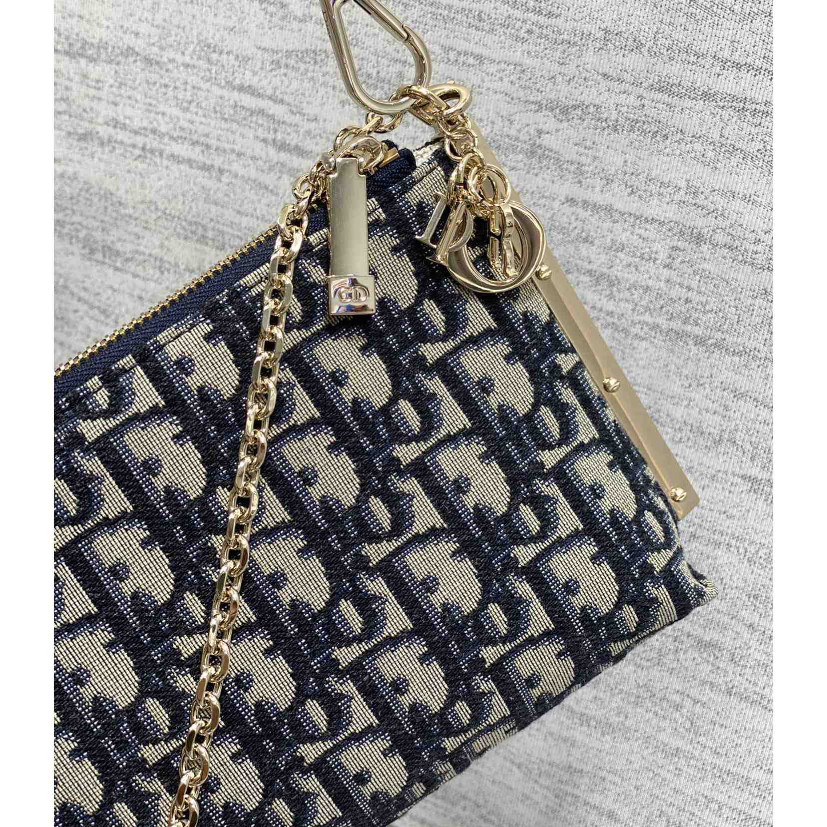 Dior Club Bag - FashionPlug