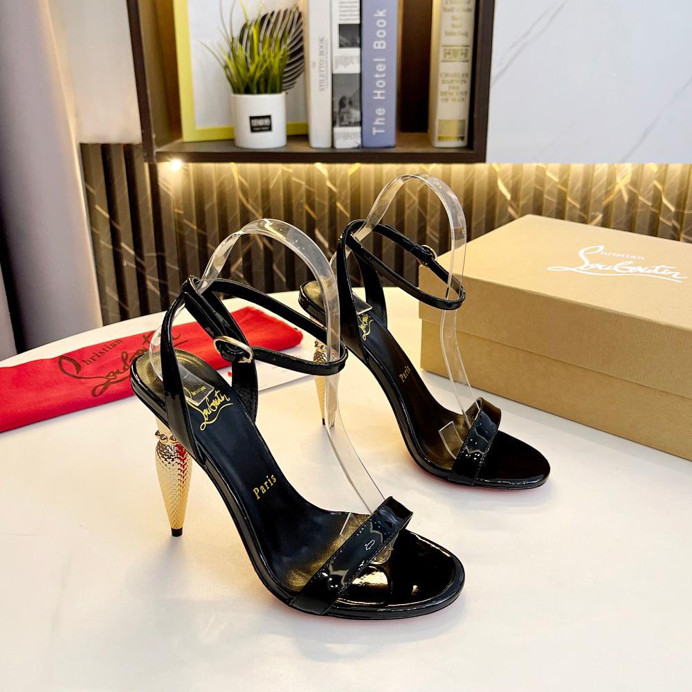 Christian Louboutin Lipqueen 105 Patent Leather Sandals - FashionPlug