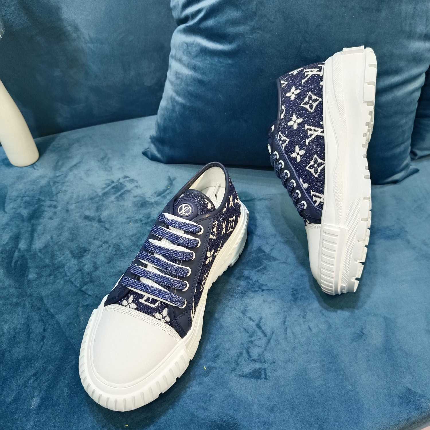 Louis Vuitton LV Squad Trainer - FashionPlug