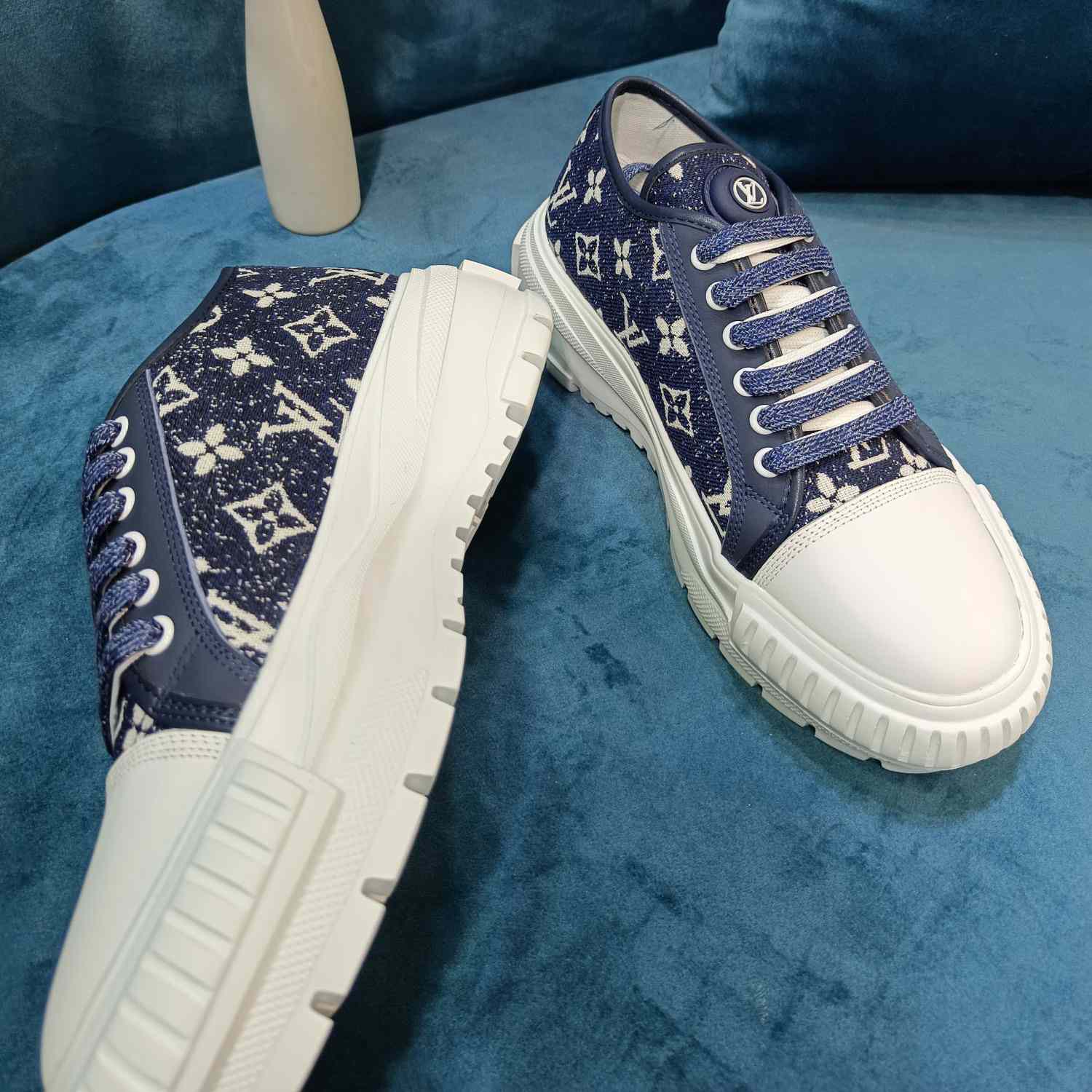 Louis Vuitton LV Squad Trainer - FashionPlug