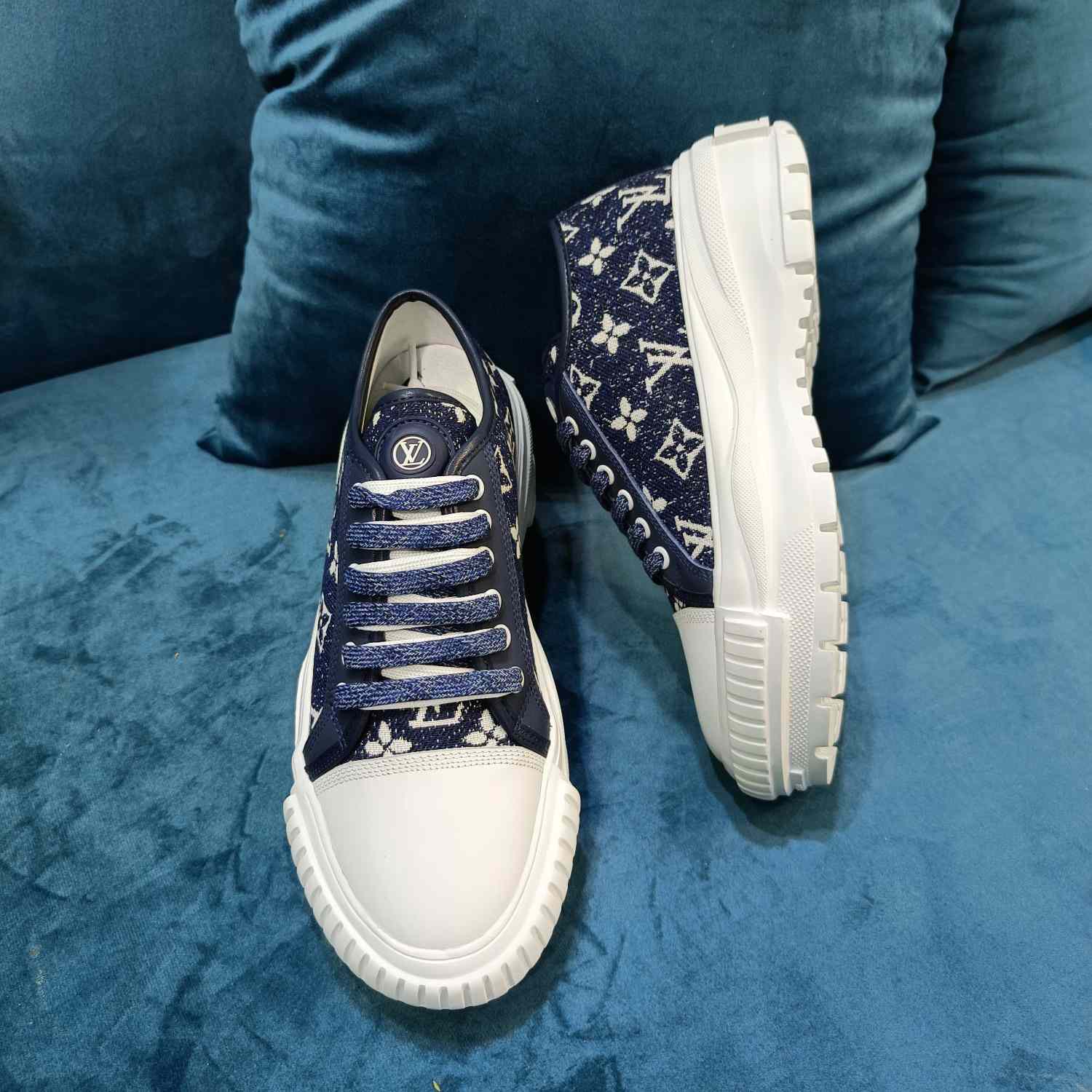 Louis Vuitton LV Squad Trainer - FashionPlug