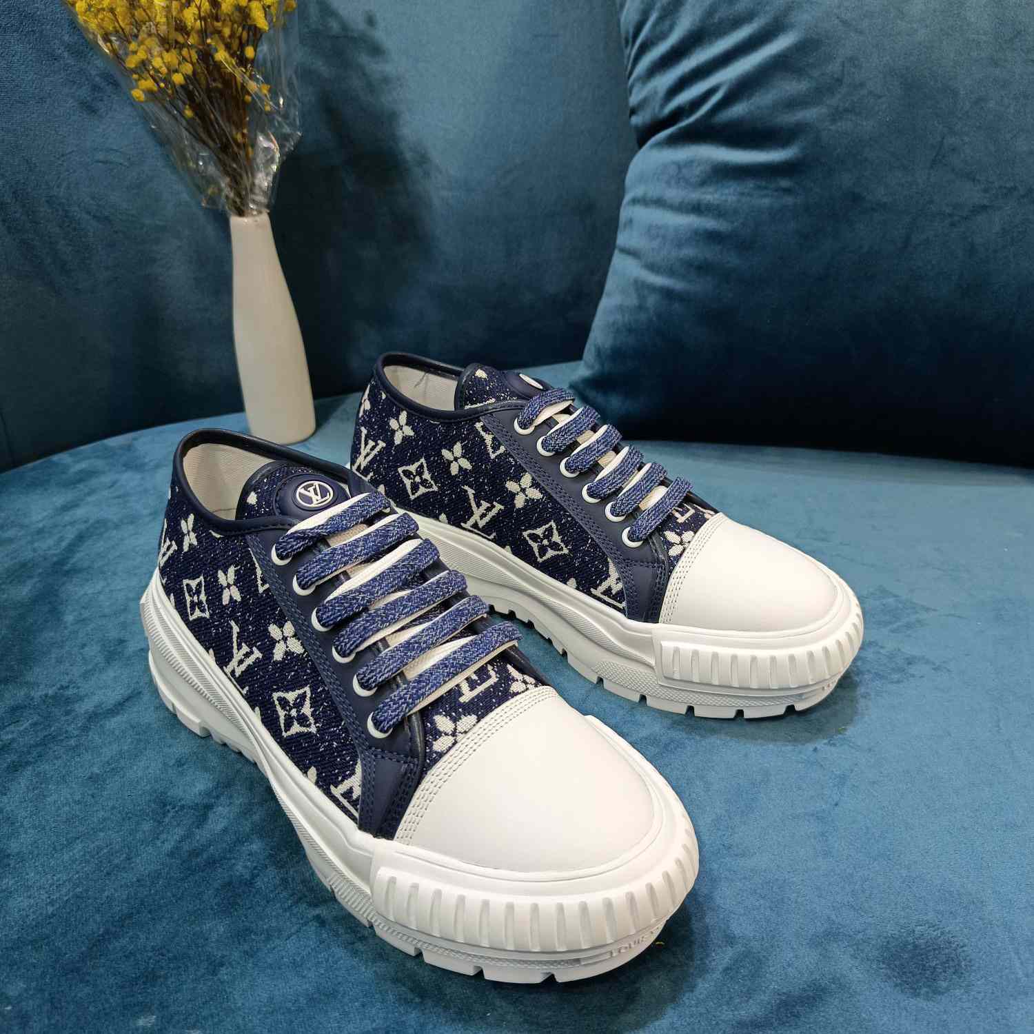 Louis Vuitton LV Squad Trainer - FashionPlug
