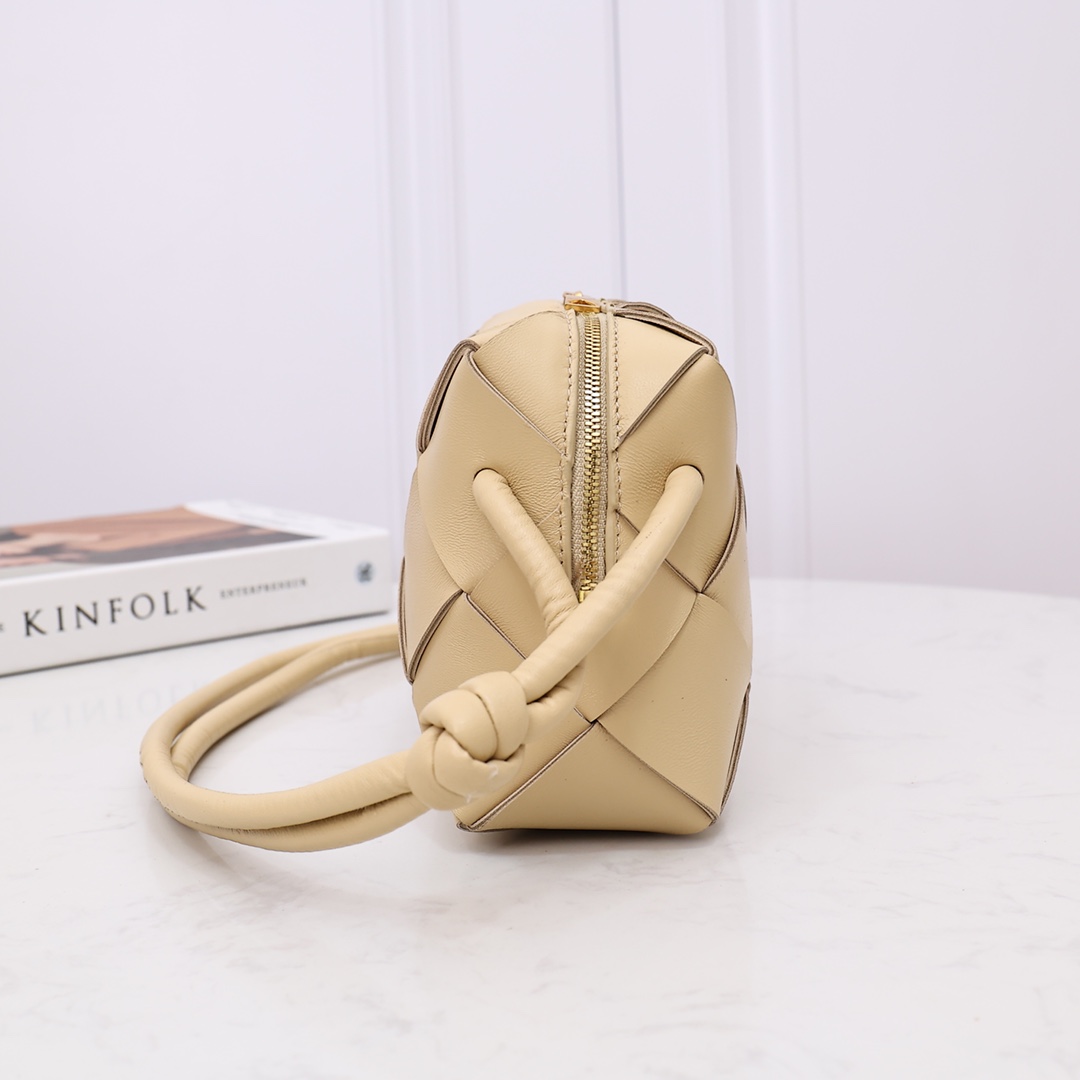 Bottega Veneta Small Cassette Camera Bag - FashionPlug