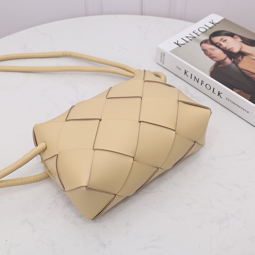 Bottega Veneta Small Cassette Camera Bag - FashionPlug