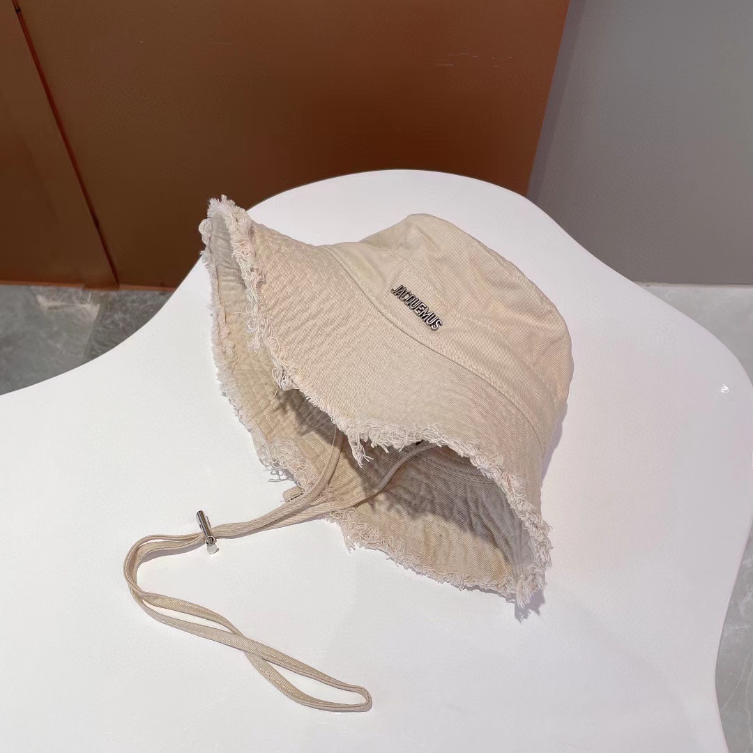 Jacquemus Le bob Artichaut Large Brim Bucket Hat - FashionPlug