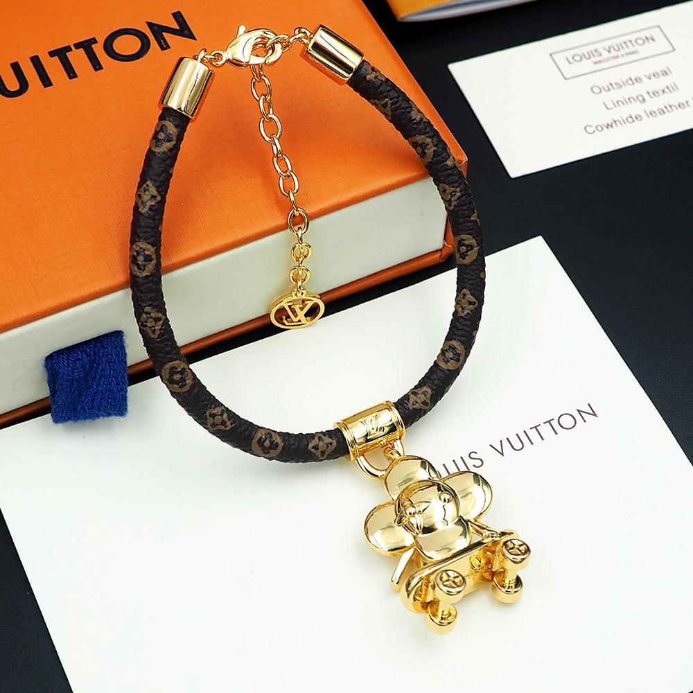 Louis Vuitton Vivienne Kick Flip Bracelet   M1051Z - FashionPlug