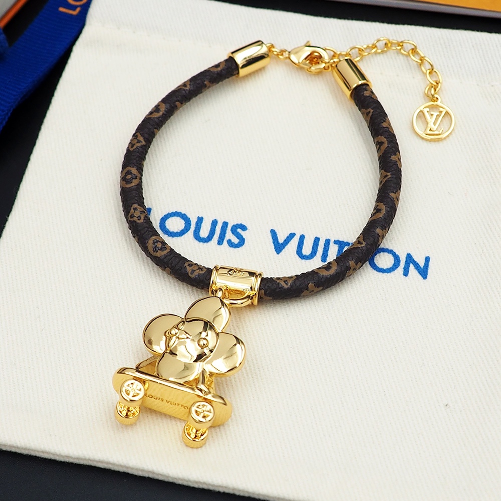 Louis Vuitton Vivienne Kick Flip Bracelet   M1051Z - FashionPlug